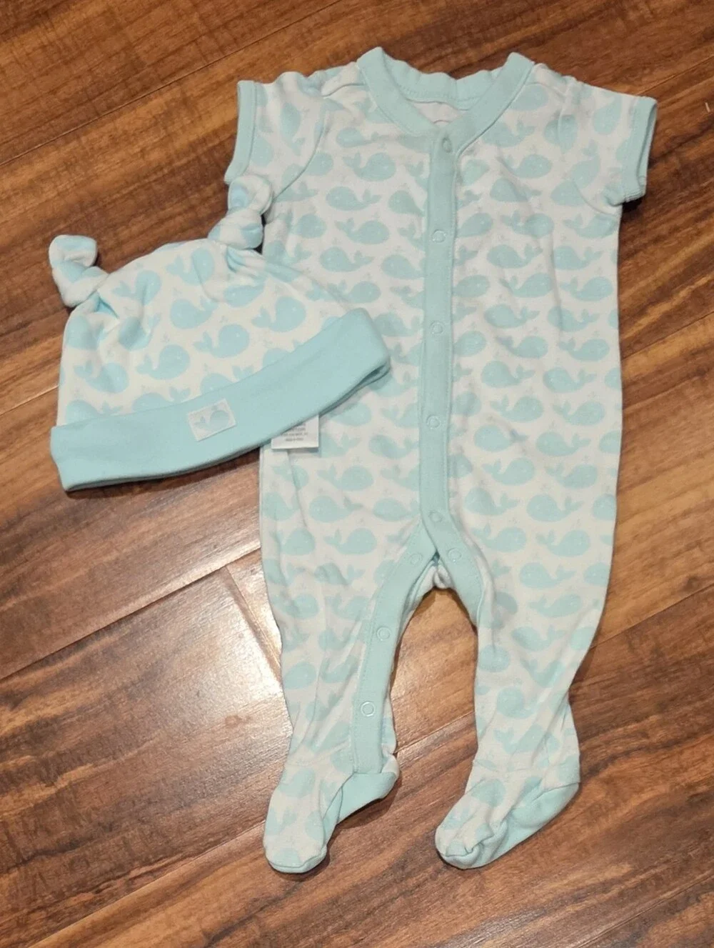 Gymboree EUC Newborn Whale Footie Romper and Hat
